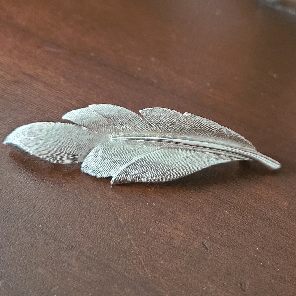 Vintage Silver Tone Feather Brooch